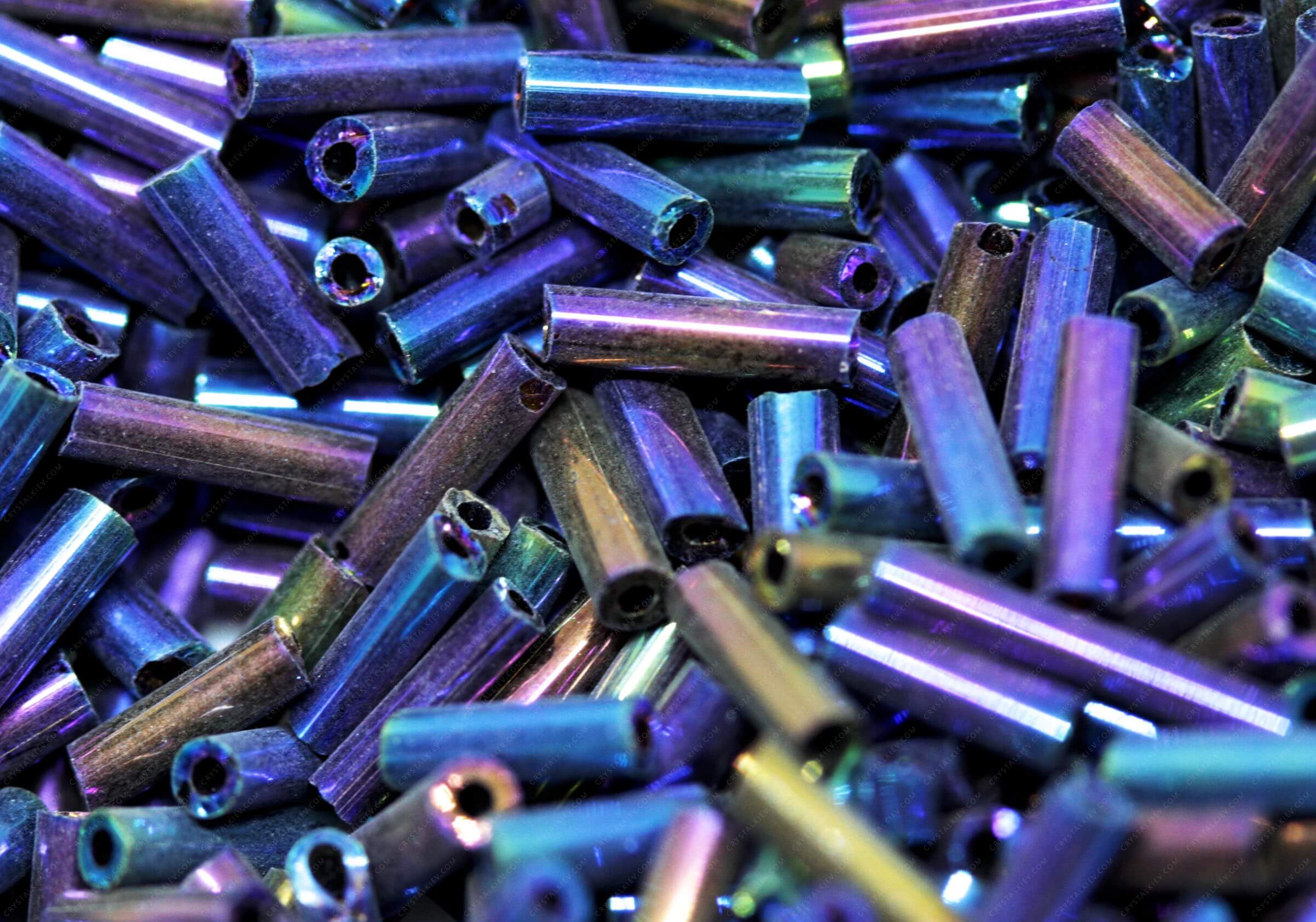 Стеклярус Hematite Purple прямий 6.0mm